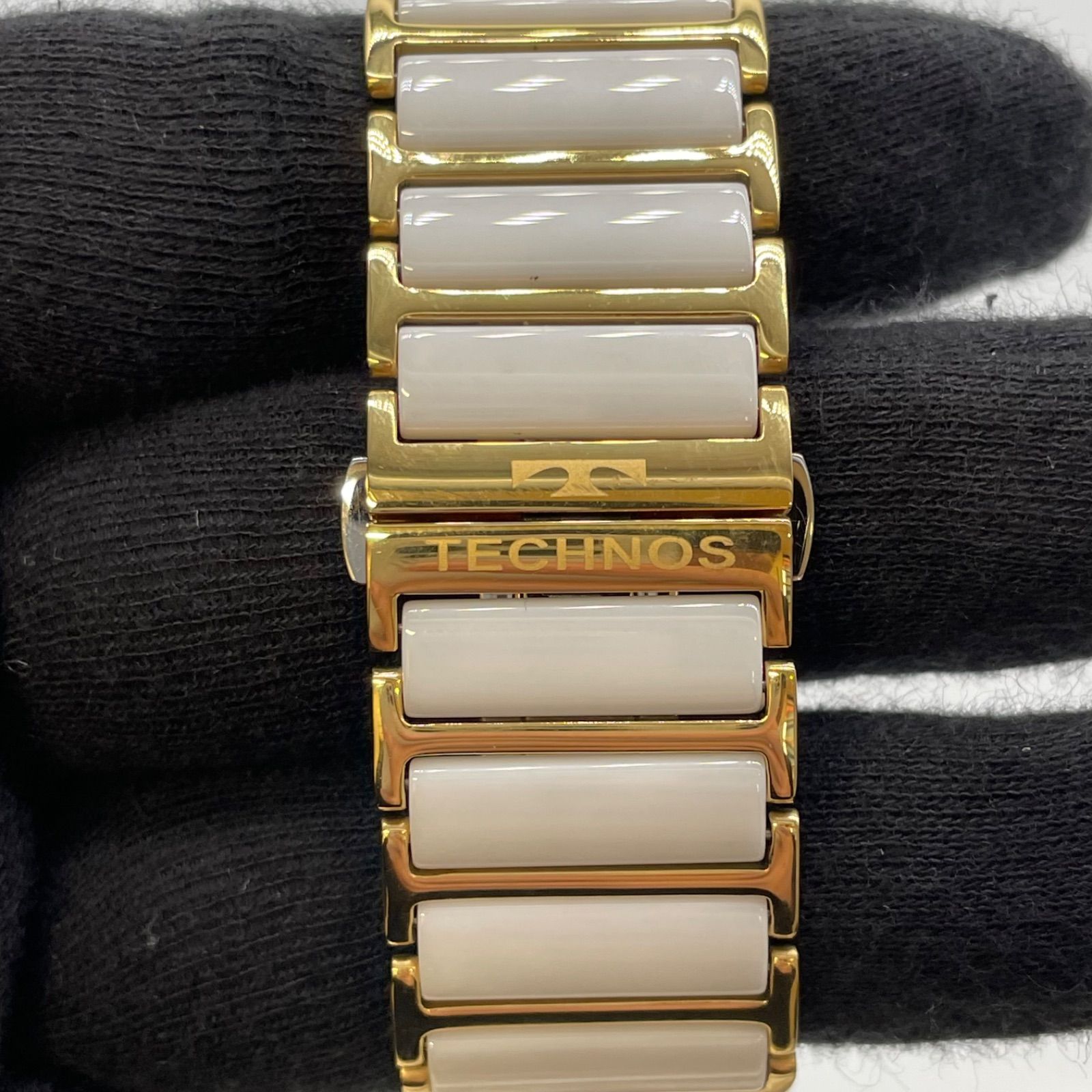 □TECHNOS テクノス T9557 クォーツ時計 13P セラミック 稼働品 A25 