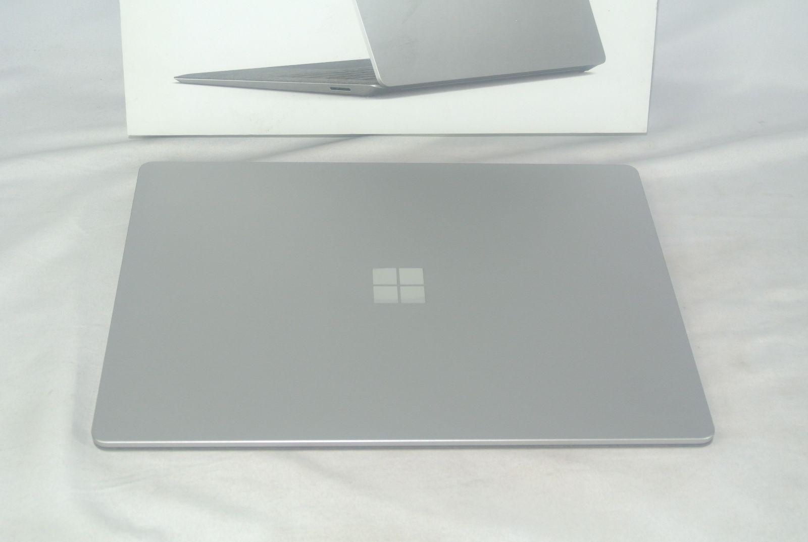 Surface Laptop 5 R2I-00020(R1S-00020の展示モデル) [プラチナ] Core