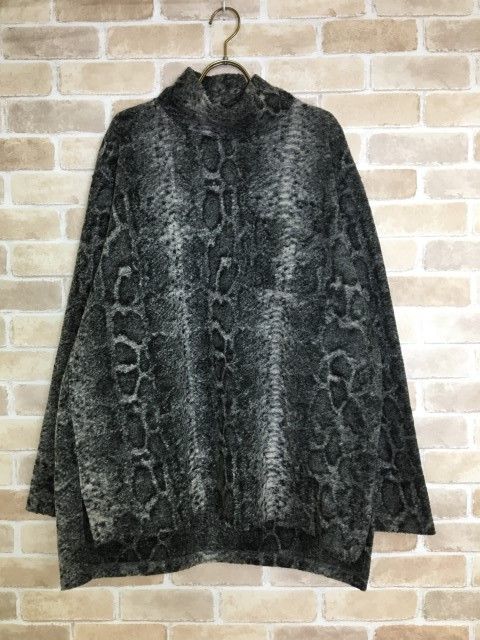 Lサイズ！ ENGINEERED GARMENTS パイソン柄ウールハイネック