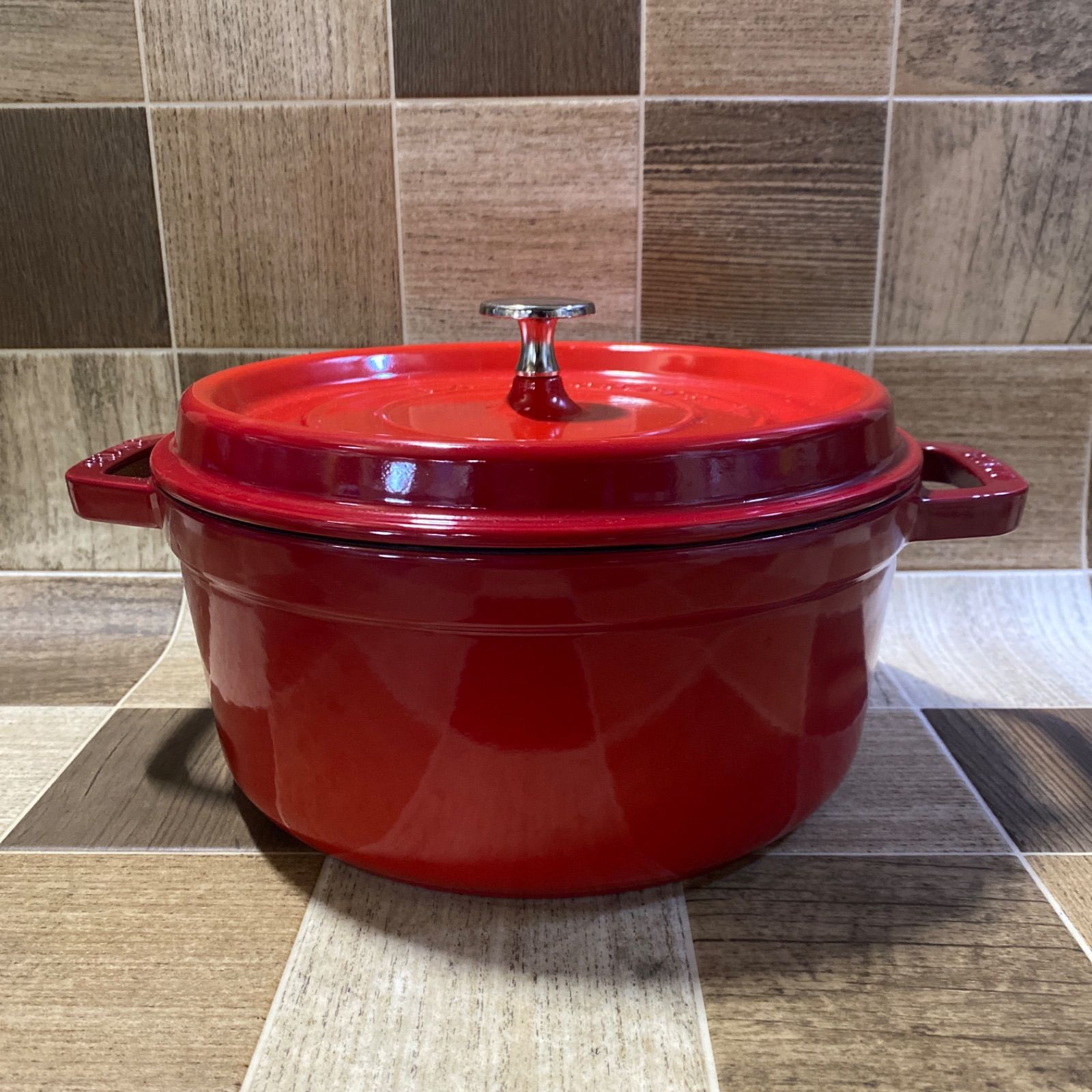 STAUB LA COCOTTE ストウブ ピコ ココット ラウンド 24cm ホーロー鍋 チェリーレッド