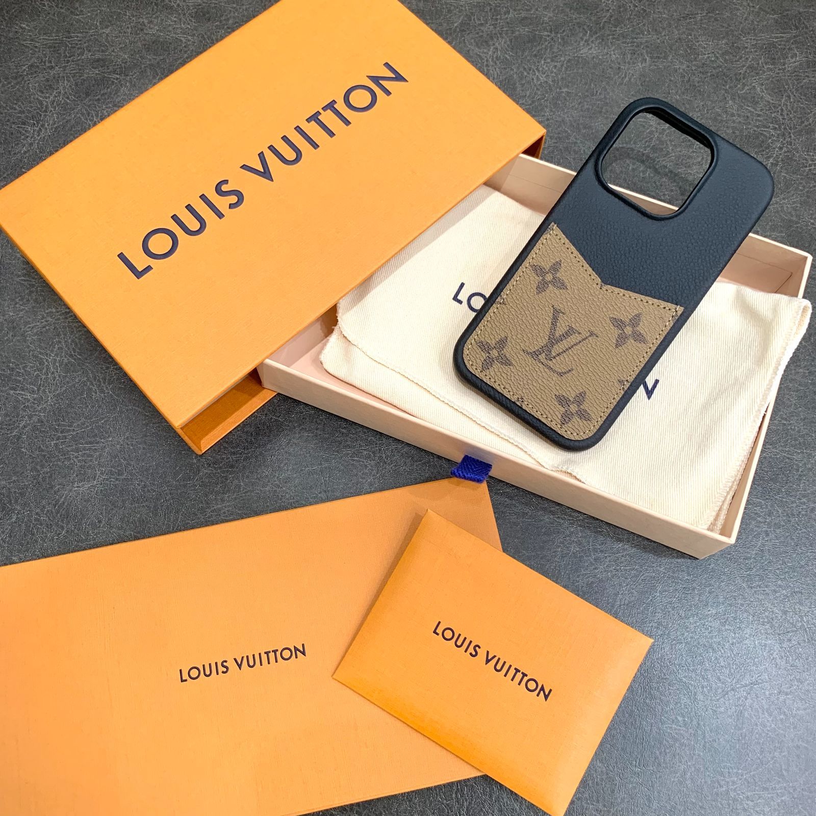 ▽【未使用品/Sランク】LOUIS VUITTON/ルイヴィトン IPHONE バンパー 