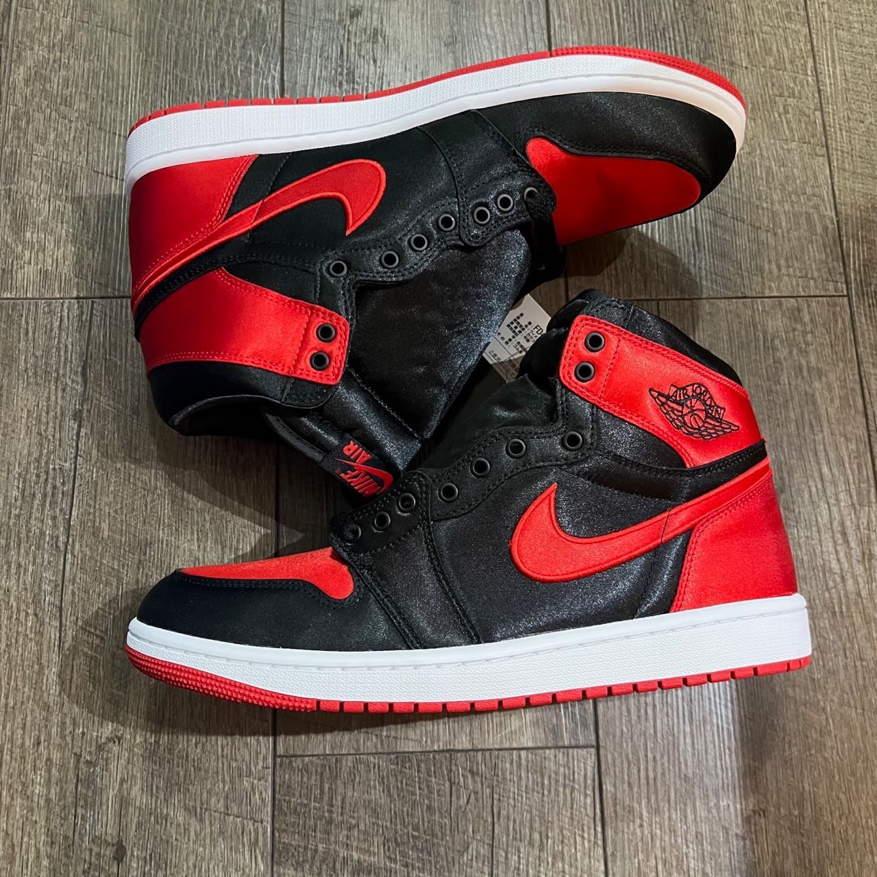 Air Jordan 1 Satin Bred サテン ブレッド 28.5 日本未発売 - 靴