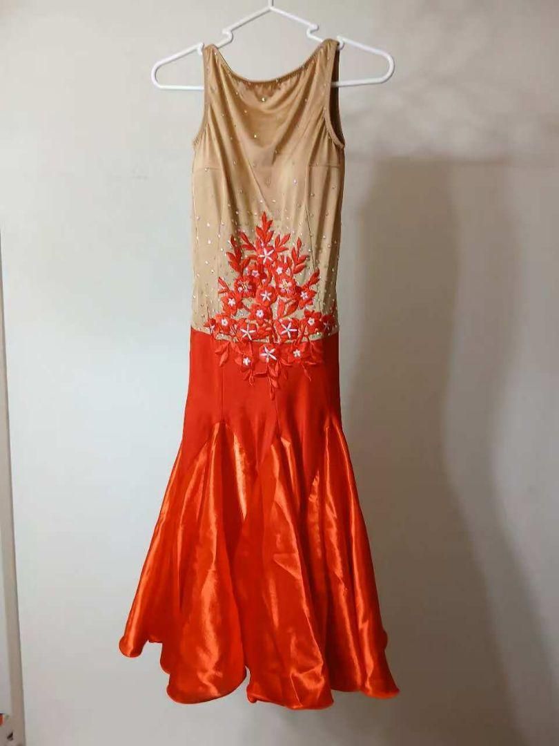 テンワンピース ラテンドレス 刺繍 レッド S-Mサイズ テンワンピース ラテンドレス 刺繍 レッド S-Mサイズ テンワンピース