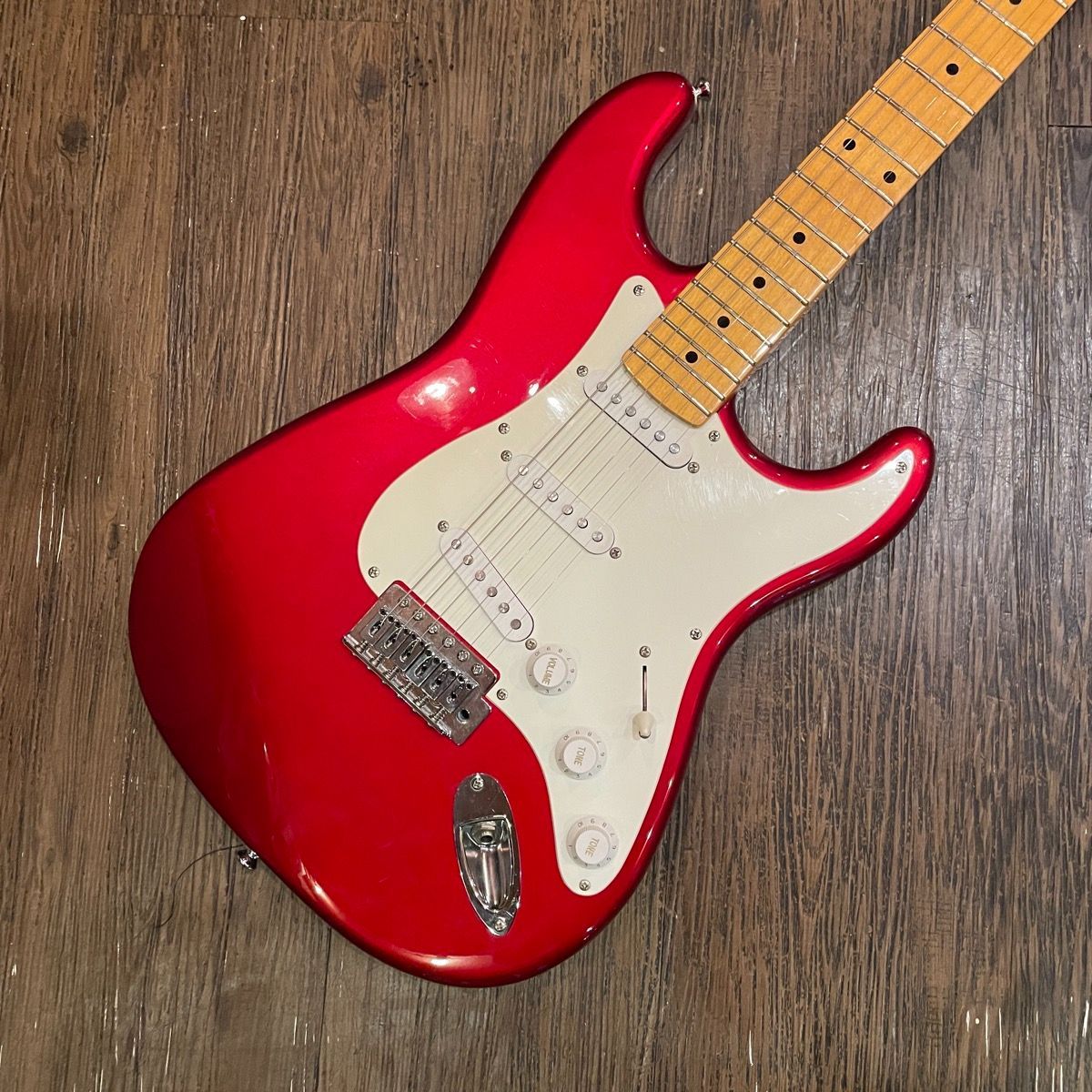 Fernandes エレキギター レッド　LE-1Z 2005 中古美品 楽天市場】FERNANDES【LE-1Z】CAR【中古/エレキギター/ストラト