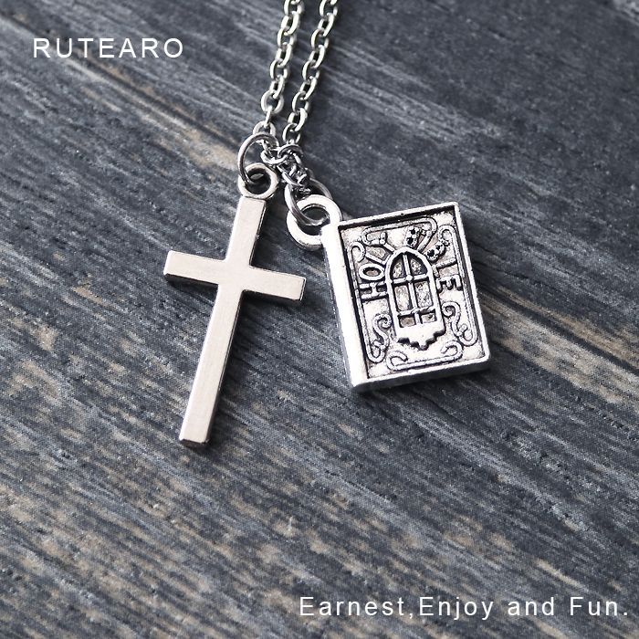 Amazon | [xiao nian jewelry] ヒスイ 十字架 イエス・キリスト