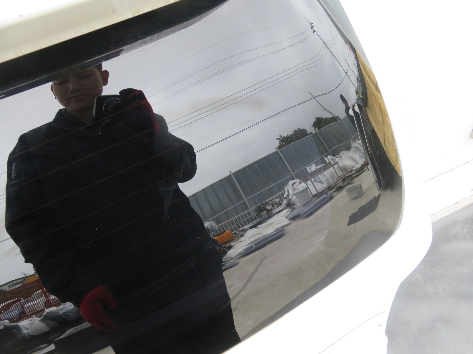 SFC2607 ヴェルファイア ANH20W ANH25W GGH20W GGH25W 前期 純正 パワーバックドア リアゲート トランク ハッチバック 070 パールホワイト