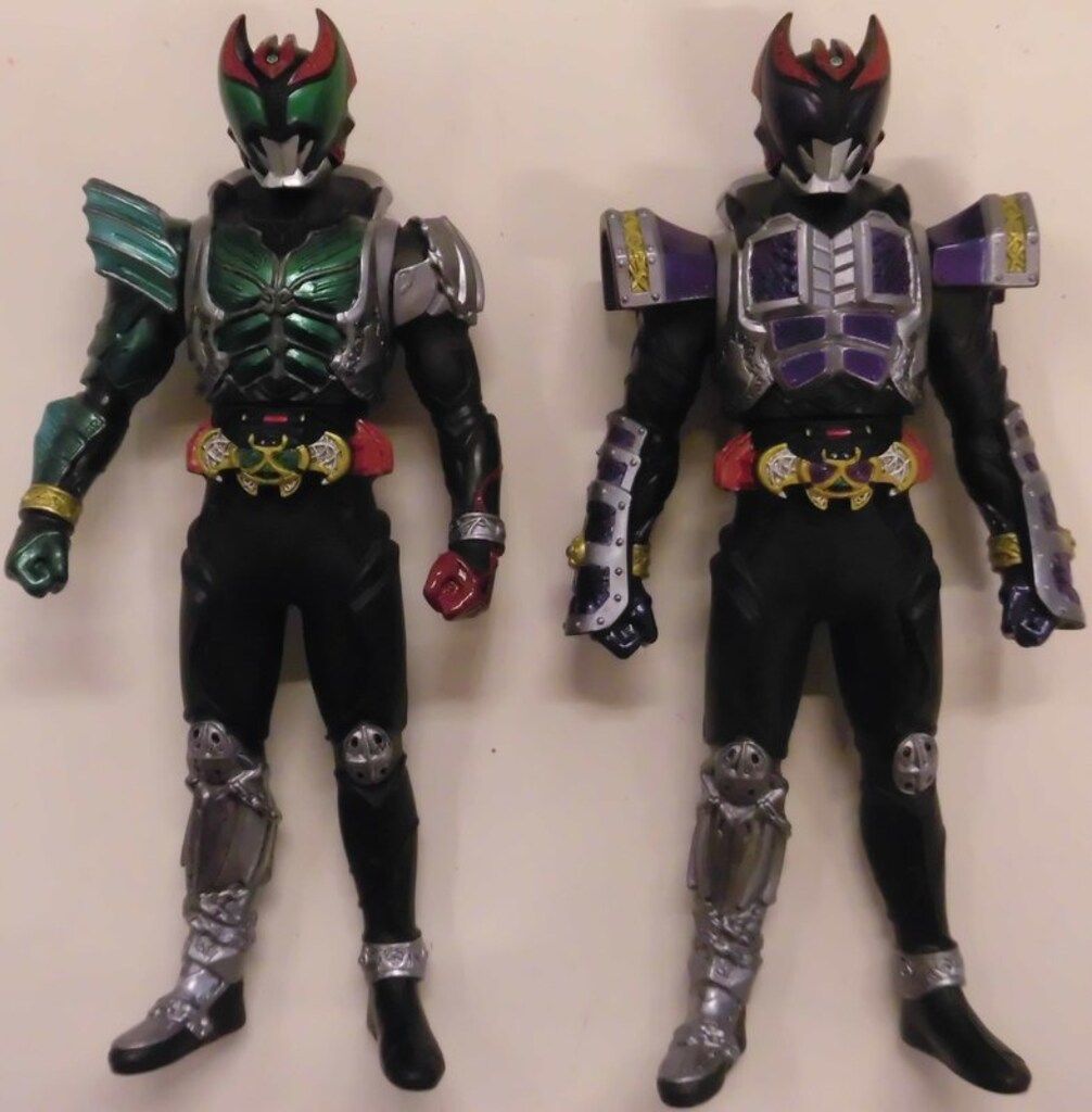 仮面ライダーキバ　バッシャーエメラルド　ドッガパープルver 誌上限定 Amazon | 仮面ライダーキバ バッシャーエメラルドver. & ドッガ