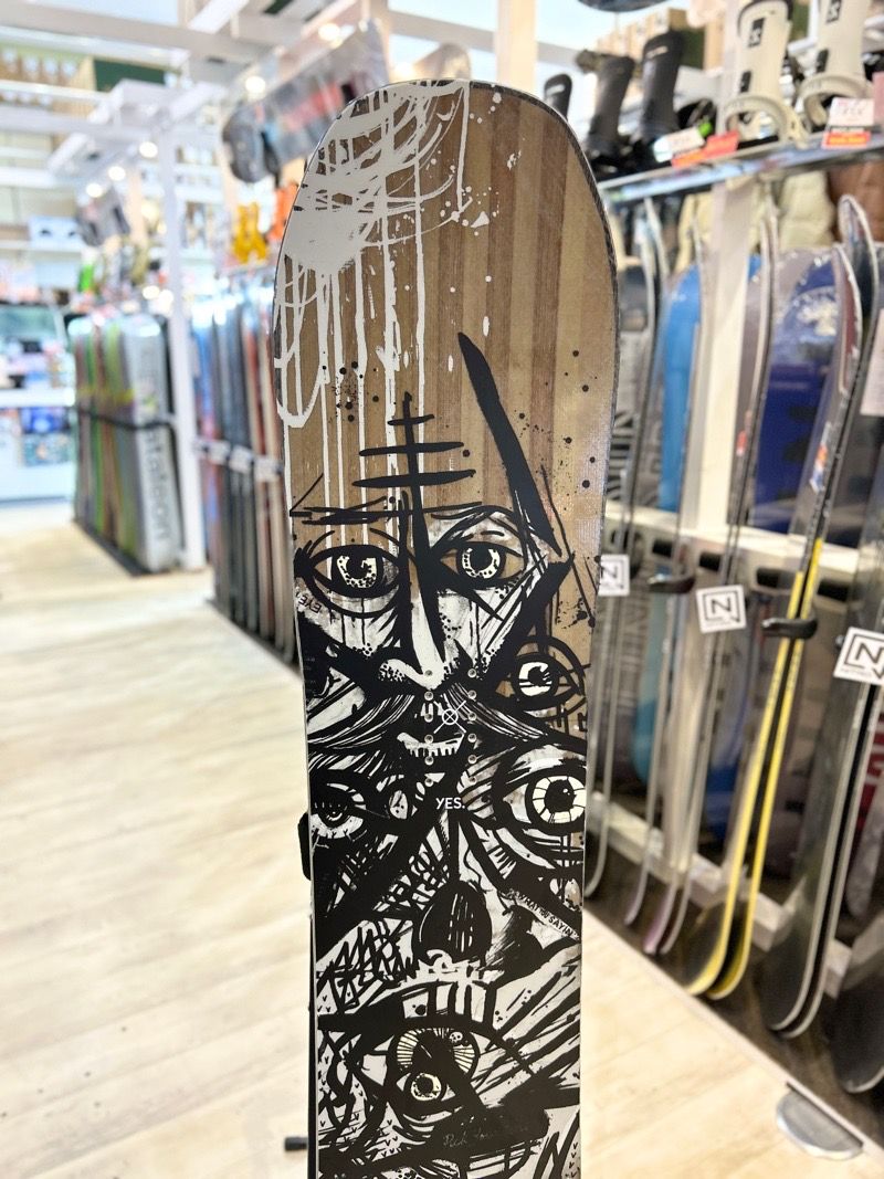 イエス スノーボード 153cm 美品 楽天市場】【ラスト1点】メンズ スノーボード 板 型落ち YES