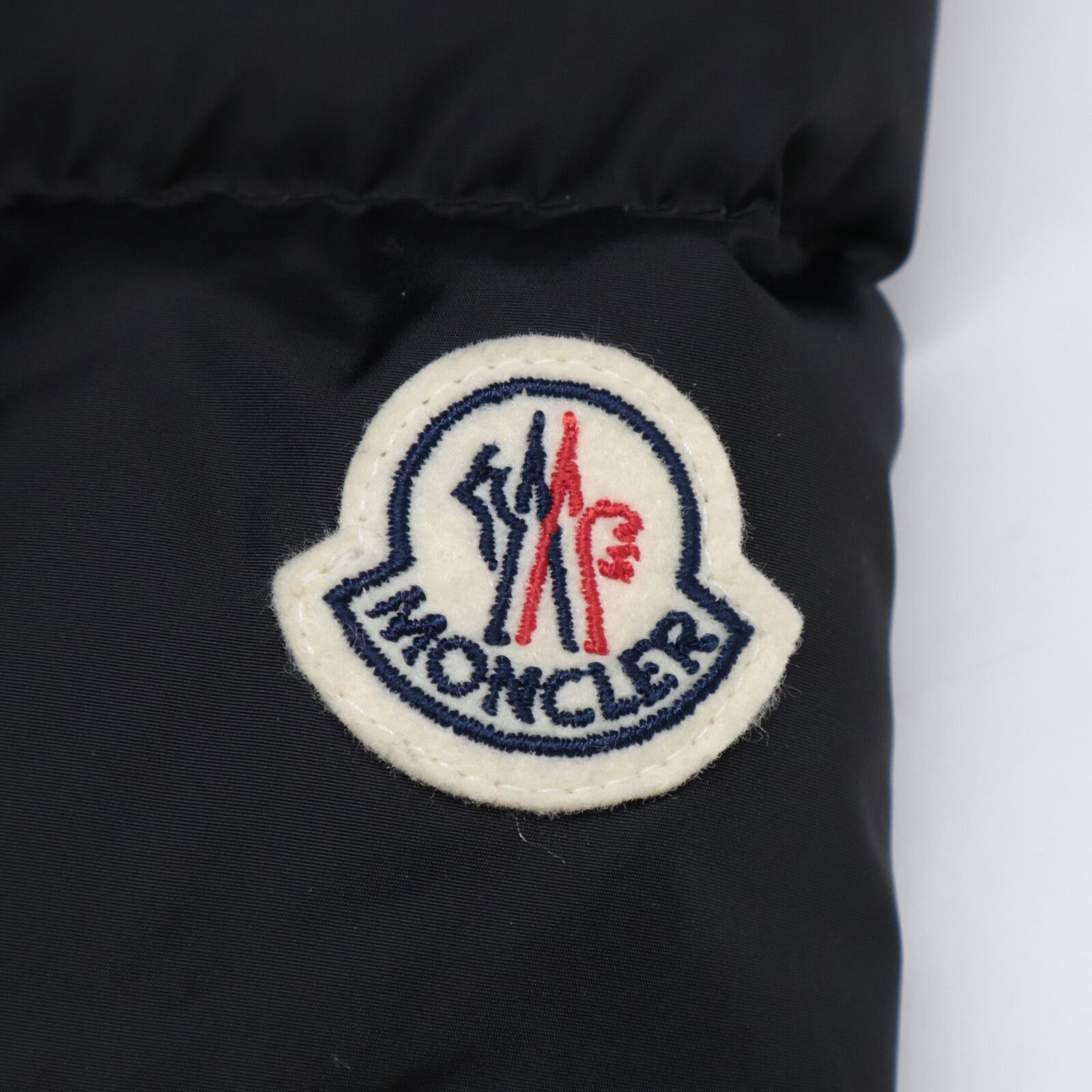 MONCLER モンクレール