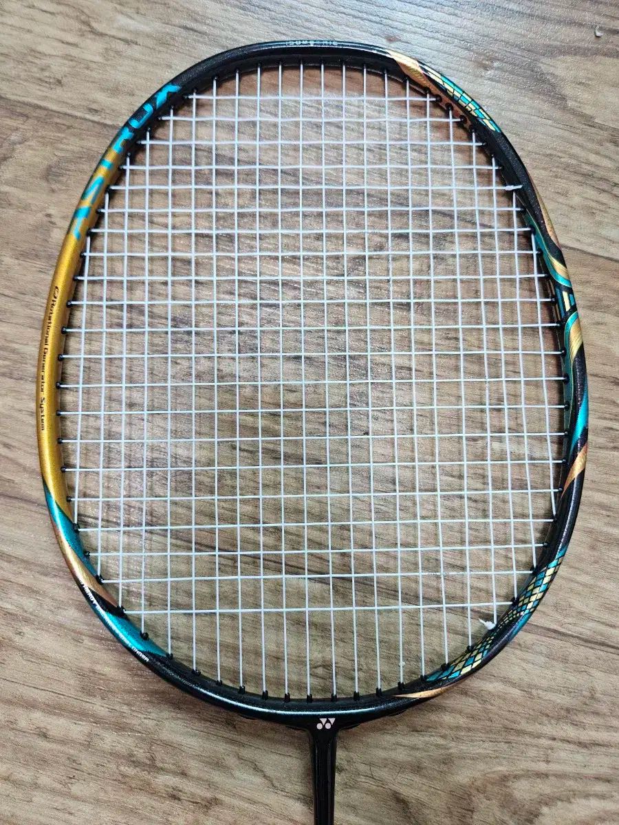 ヨネックス YONEX
