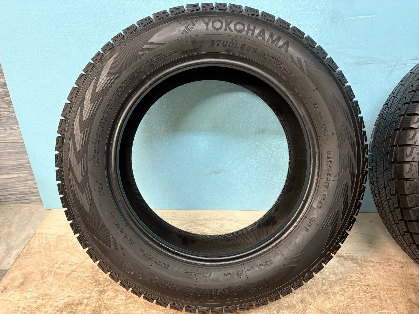 225|65|R17 iG075 スタッドレス YOKOHAMA iceGUARD iG075 17インチ ４本セット R17No8