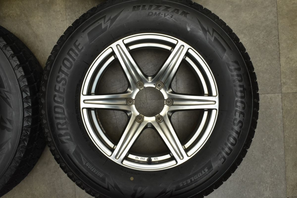 5400円以上で送料無料！ バリ溝 アーバンスポーツ 17in 7.5J 25 PCD139.7 ブリヂストン ブリザック DM-V3 265 65R17 プラド ハイラックス ハイラックスサーフ