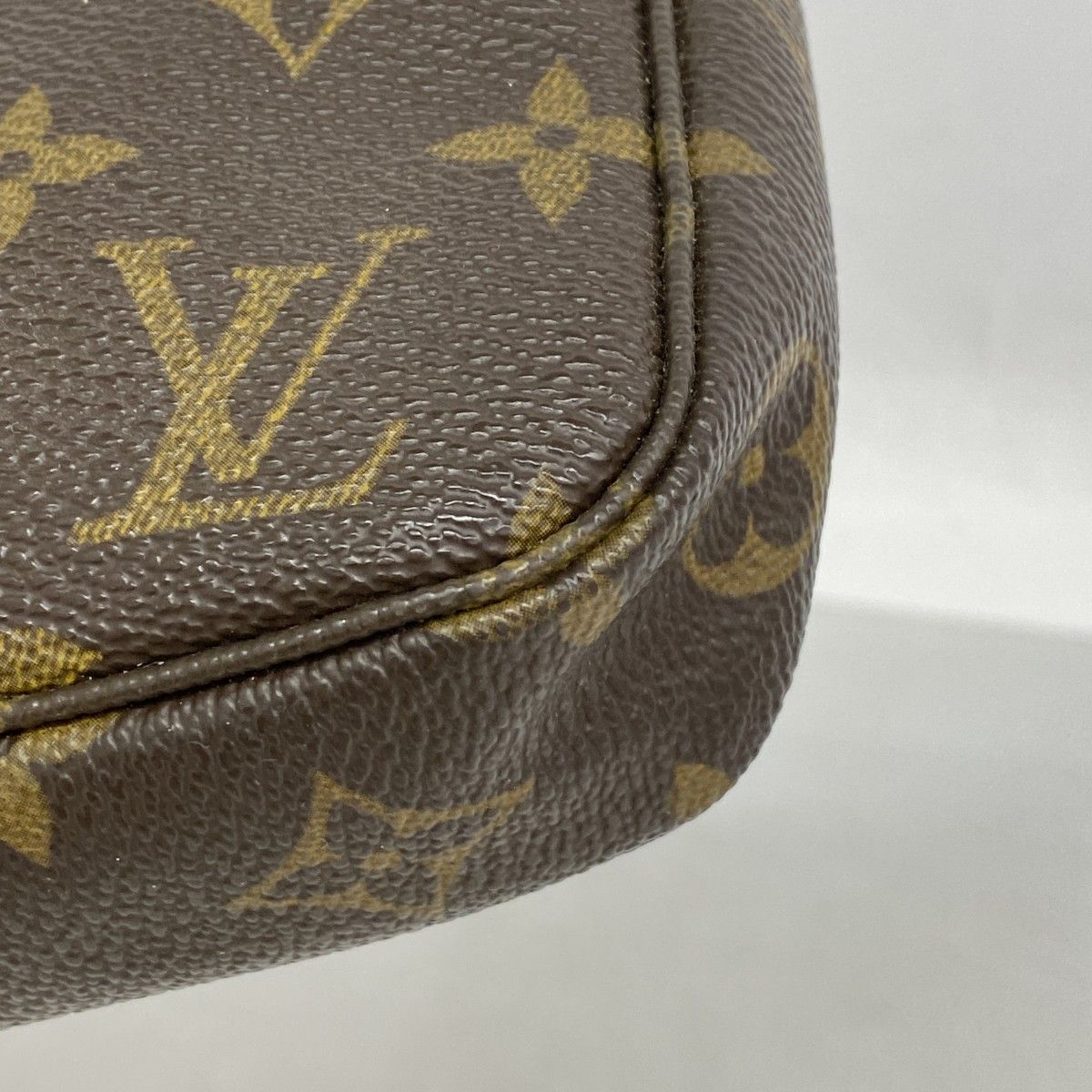 5ma0687】ルイヴィトン ポーチ モノグラム ポシェットアクセソワール  