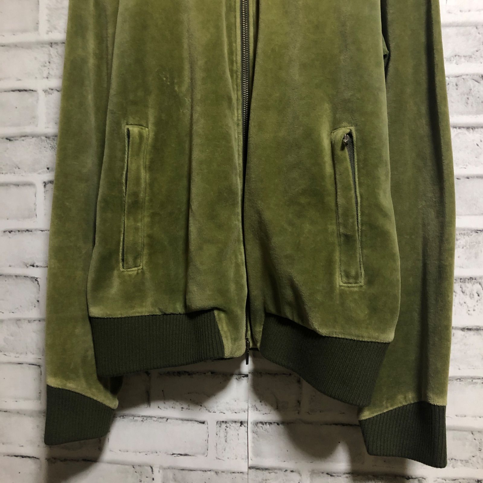 希少デザイン XL⭐️PUMA トラックジャケット 刺繍ロゴ ベロア カーキ濃緑