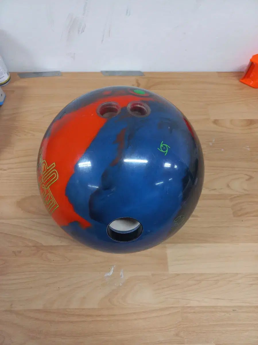 ボーリングボール 15 p インサイトアップ