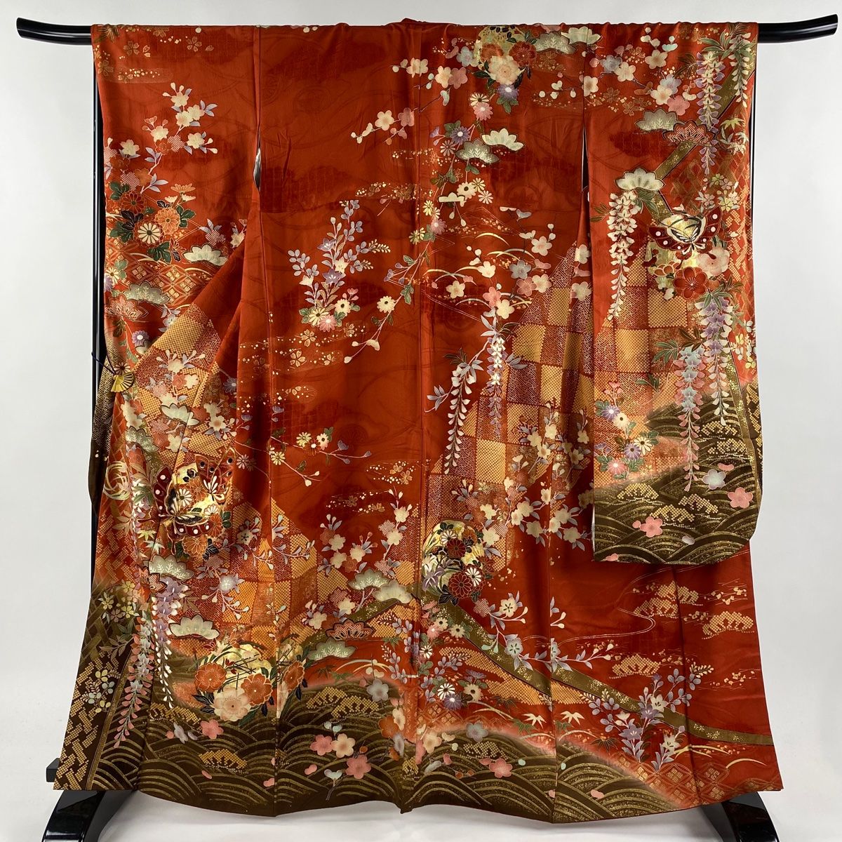 振袖 身丈161cm 裄丈69cm L 袷 蝶 藤 金糸 金銀彩 赤 正絹 名品 【中古  