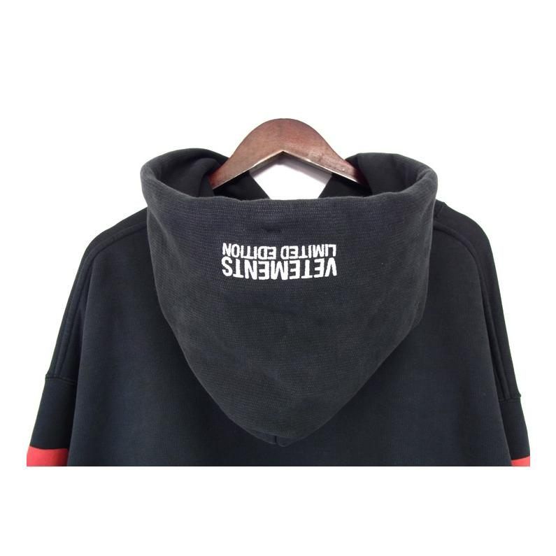 ヴェトモン VETEMENTS × スターウォーズ Star Wars 20SS 【 Movie Poster 2 Hooded Shirt  USW21TR015 】 ムービー ポスター プルオーバー パーカー n6260 - メルカリ