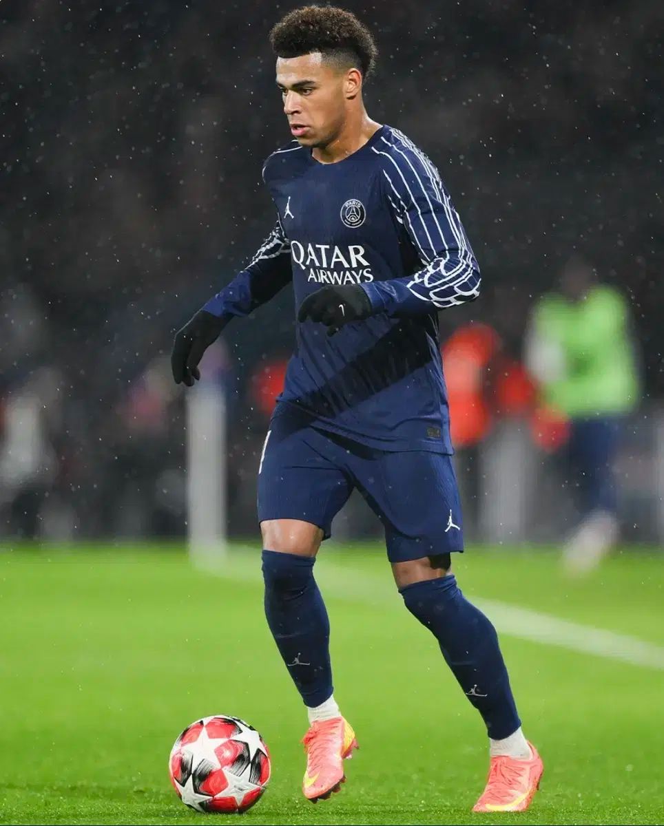 パリ・サンジェルマン 4thユニフォーム　長袖 PSG×JORDAN | NIKE(ナイキ)｜SOCCER SHOP KAMO