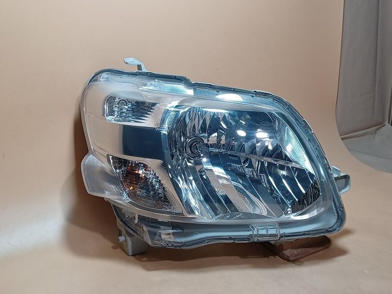コーティング済 タント LA610S 右ヘッドランプ ヘッドライト X SA 4WD イチコ 1880 81130-B2530 W24