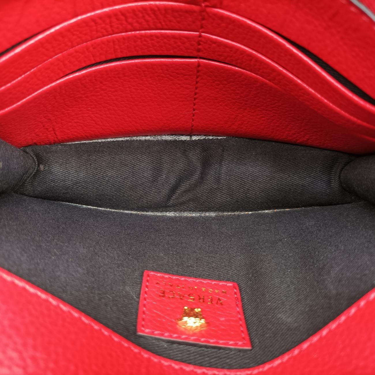 ヴェルサーチ VERSACEメデューサレッドレザー