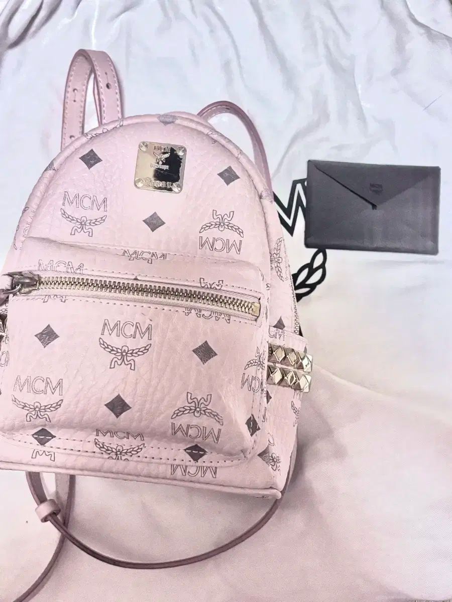 Mcm パウダーピンク x ー mini 地雷系 リュック リュックサック 長江