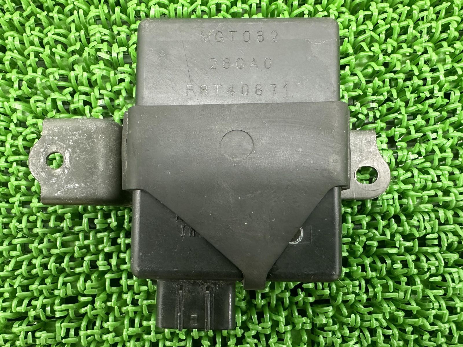 ST250 イグナイター スズキ 純正 中古 バイク 部品 NJ4CA MGT082 CDI MGT082 イグナイター