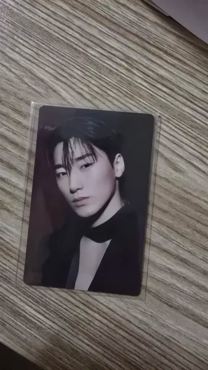 ATEEZ(エイティーズ・アチズ) イン・ユア・ファンタジー サン