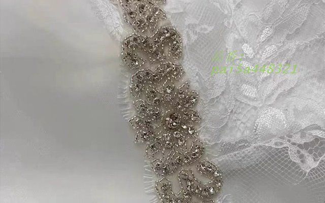 ウェディングドレス