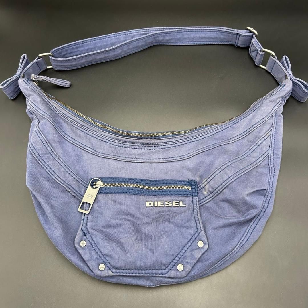 希少 DIESEL ショルダーバッグ ハーフムーン Y2K archive - メルカリ