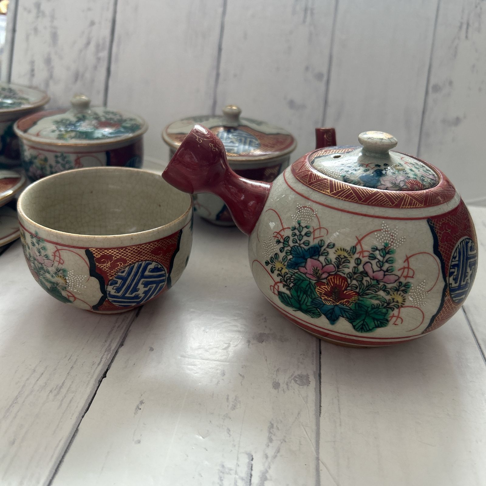 京焼　清水焼　色絵　茶器揃え　急須　湯呑み〈検 茶道具　乾山　犬山焼　九谷焼 京焼(清水焼)八木海峰作 手描き湯呑(鉄線)｜茶器・煎茶道具｜京