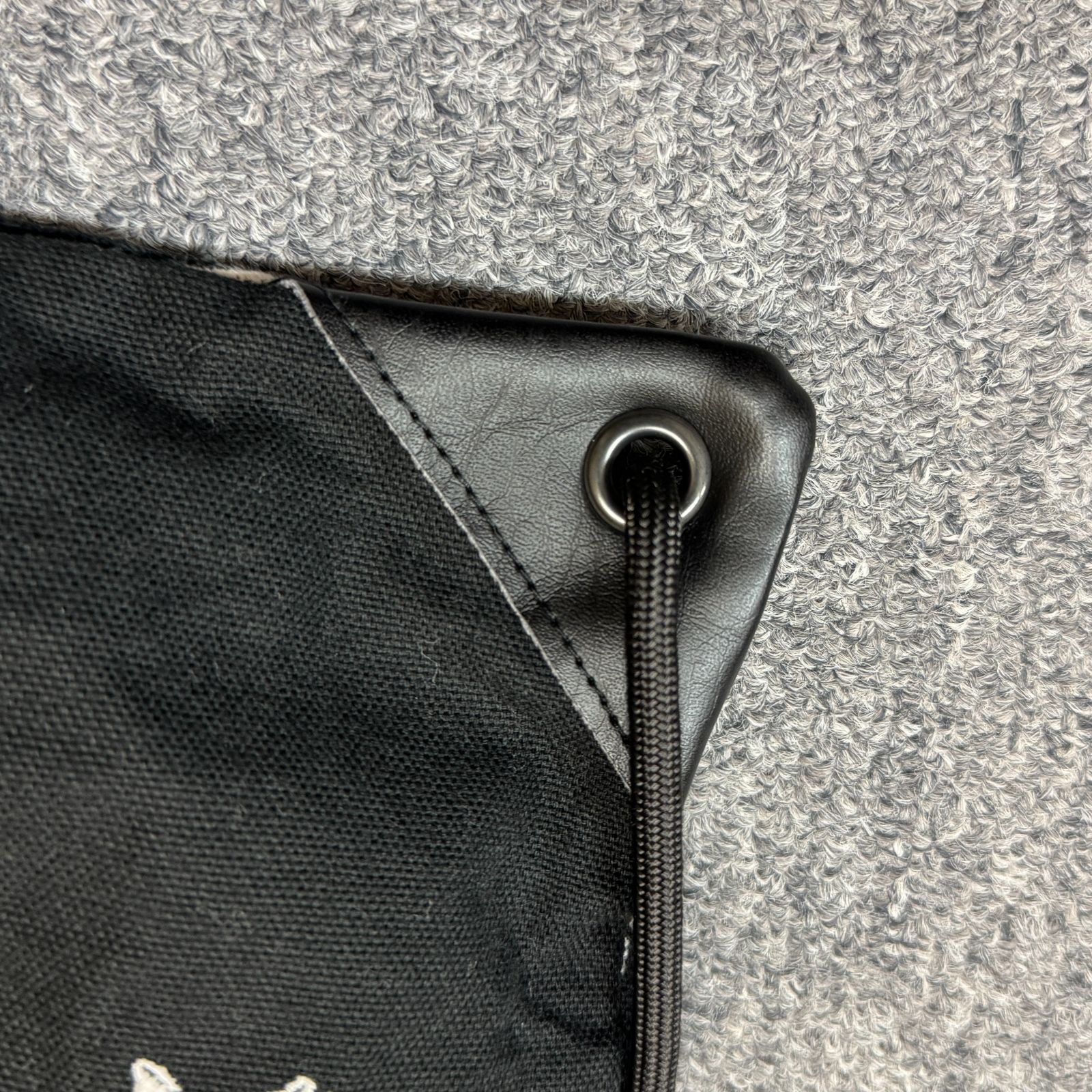 ダブルタップス　クロスボーン　ナップサック WTAPS 22SS THIEVERY BAG ナップサック バッグ クロスボーン ダブル