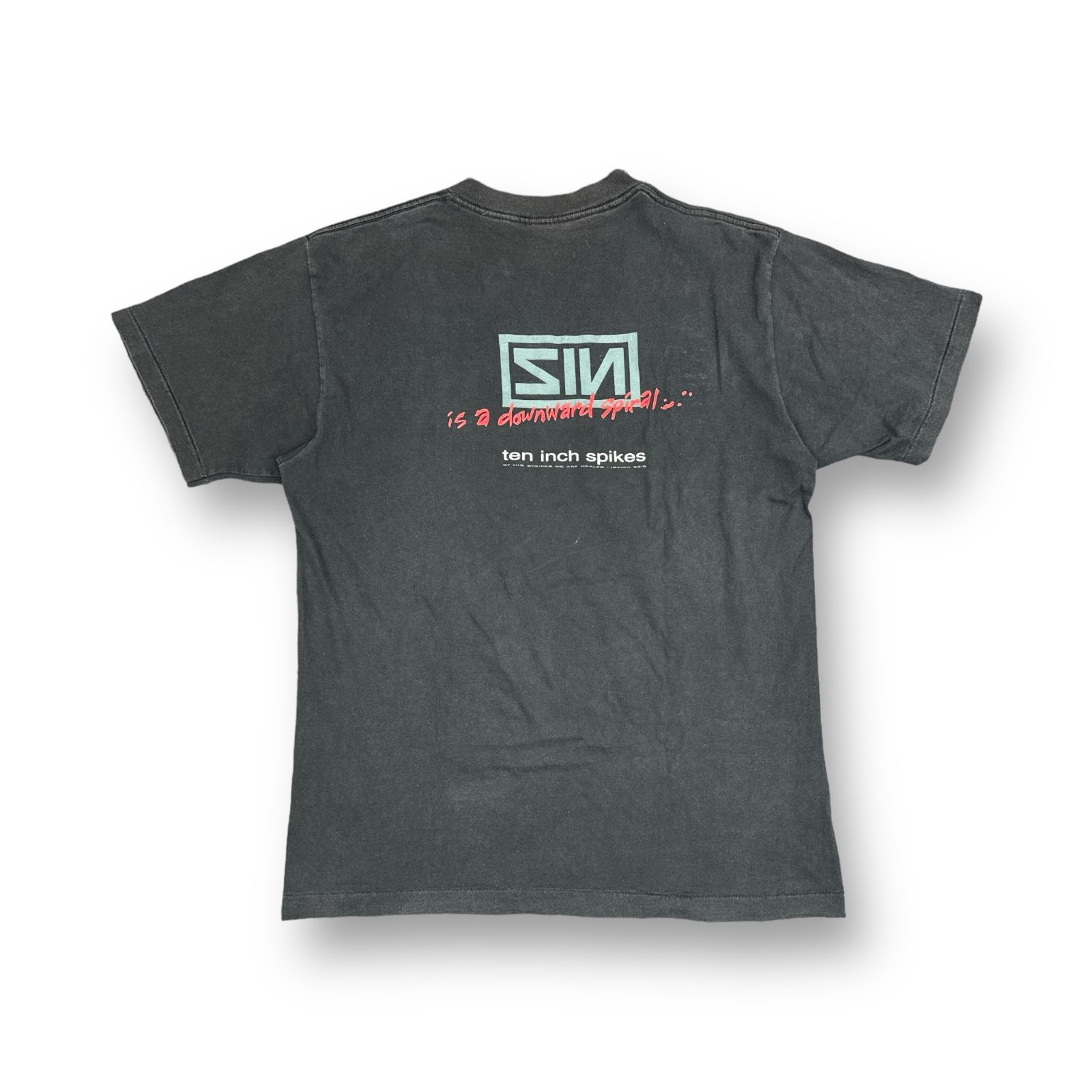 Vintage Nine Inch Nails 90s ten inch spikes Tee Jaysボディ