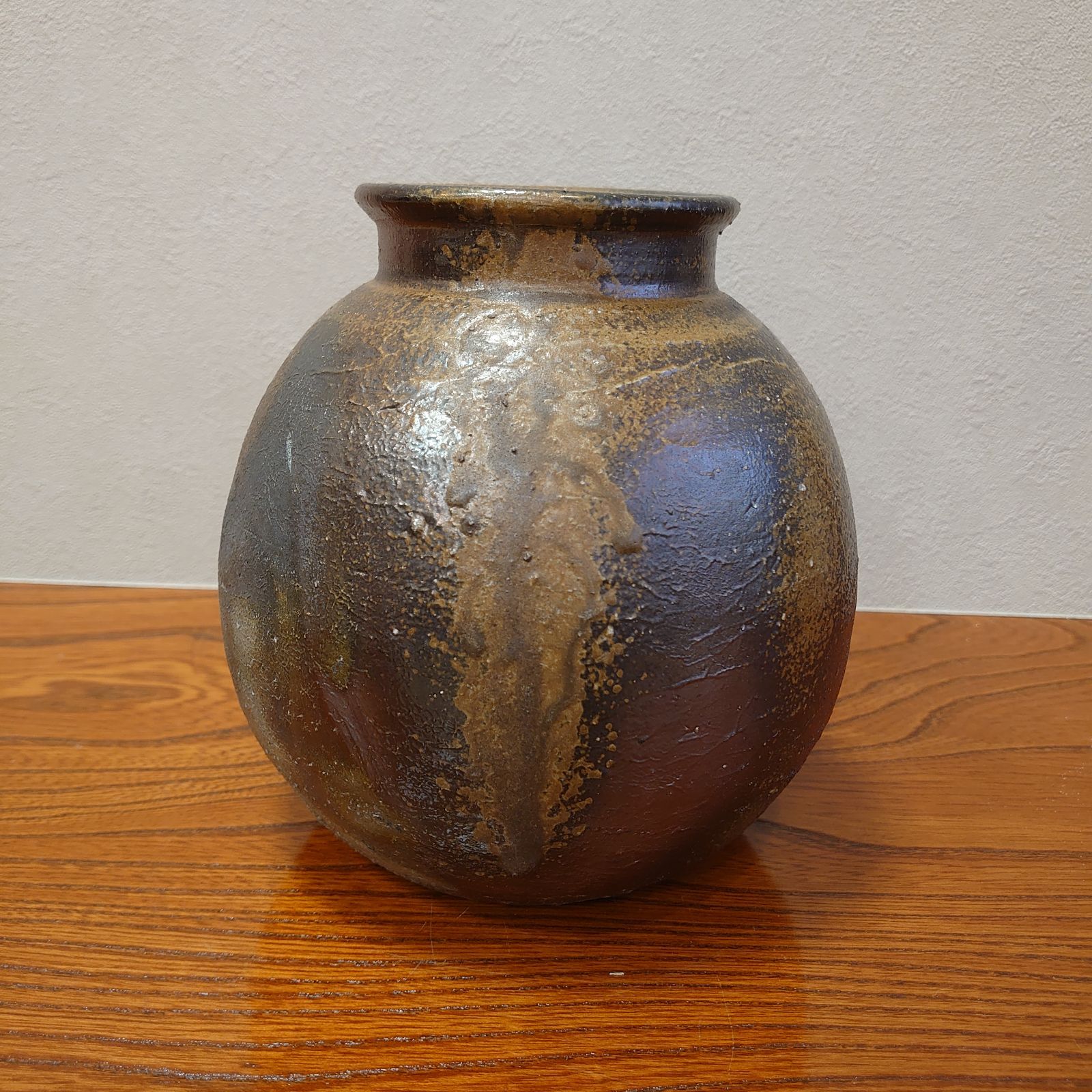 備前焼 棧切り 胡麻 花器 花瓶 自然釉 大壷 浩祥作 逸品 大壺　2063 備前焼 棧切り 胡麻 花器 花瓶 自然釉 大壷 浩祥作 逸品 大壺 2063