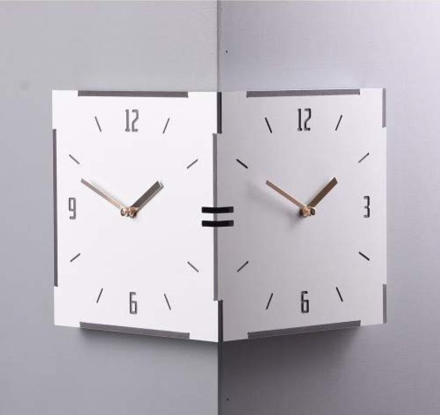 コーナー両面時計-white ハンドメイド 木製両面壁掛け時計 掛時計 かけ時計 コーナー両面時計-white ハンドメイド 木製両面壁掛け時計