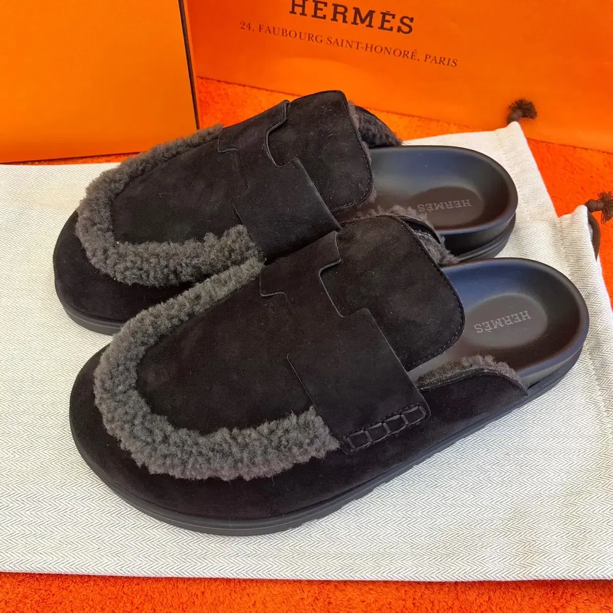 2025年最新】エルメスサンダルゴーの人気アイテム - メルカリ