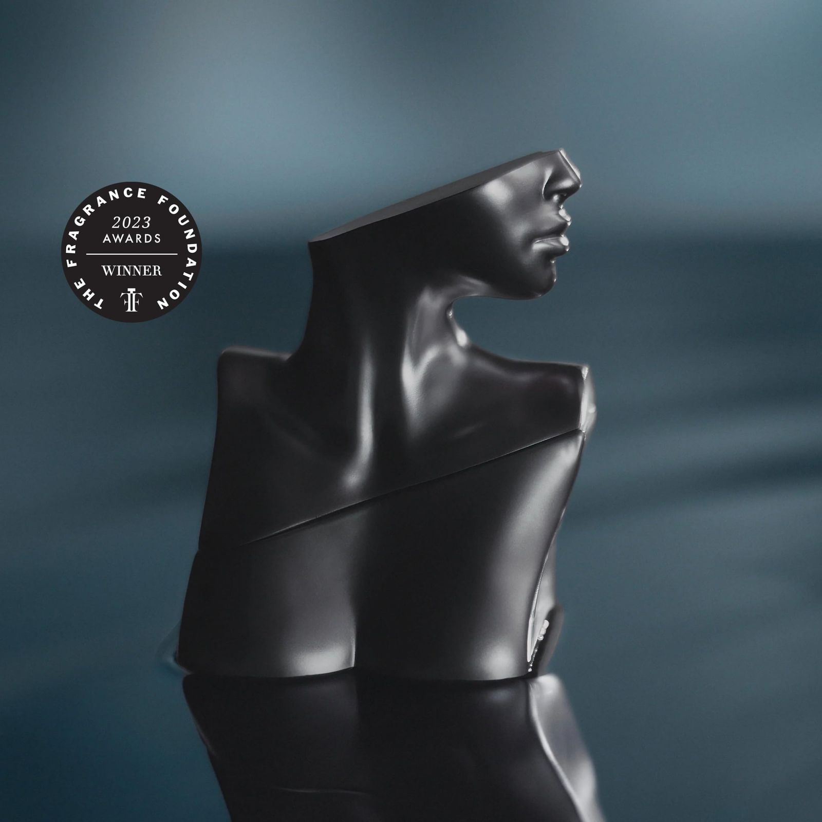 新品・未開封】ビリー アイリッシュ オードパルファム 30ml Billie