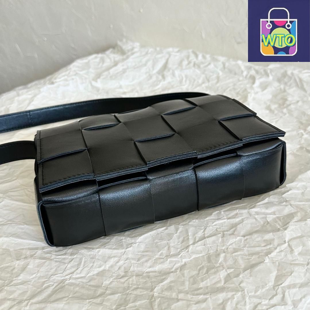 【直営セール 送料込】BOTTEGA VENETA カセットショルダーバッグ ボッテガヴェネタ ショルダーバッグ レディース SMALL CASSETTE