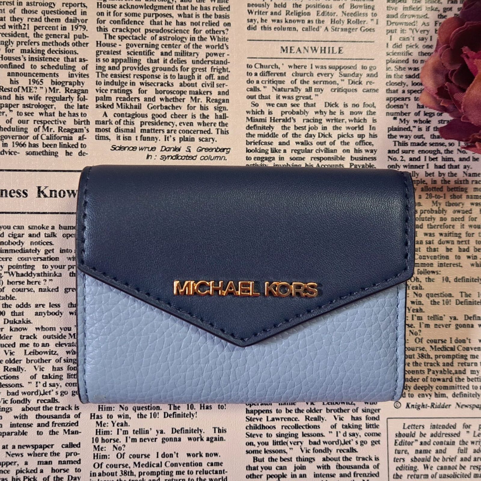 ☆特別価格☆Michael Kors マイケルコース MK キーケース ブルー系 MK