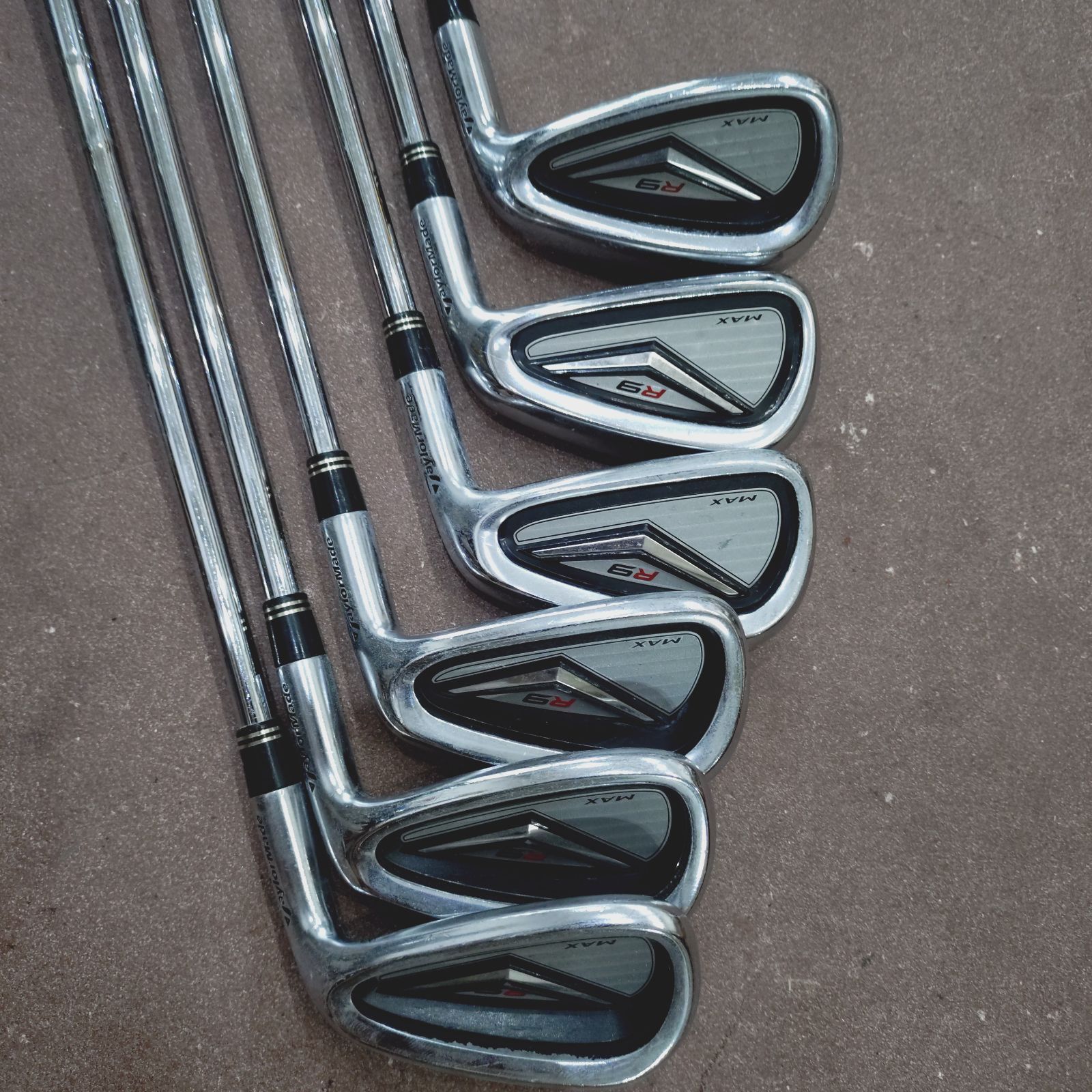 TaylorMade - ⭐️テーラーメイド　R9 MAX アイアン8本　メンズ　FLEX S テーラーメイド R9 MAX アイアン｜ゴルフクラブ名器大辞典