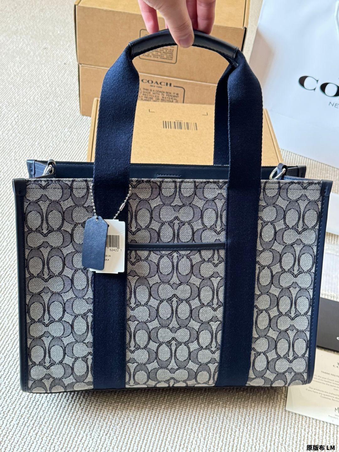 【Coach】Smith Tote Bag トートバッグ ◆国内発送◆ 8019.png?width=800&etag=