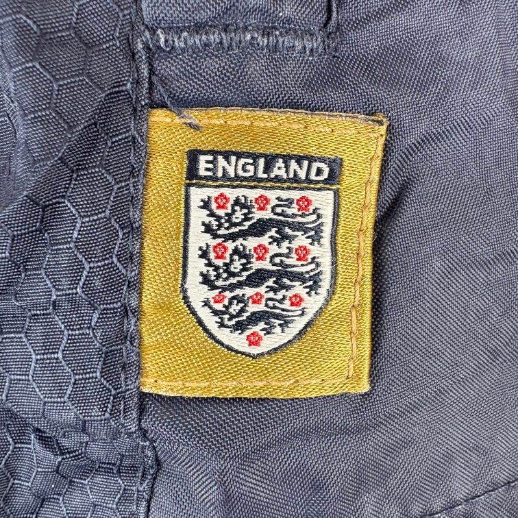 UMBRO イングランド代表 ナイロンジャケット ネイビー Mサイズ