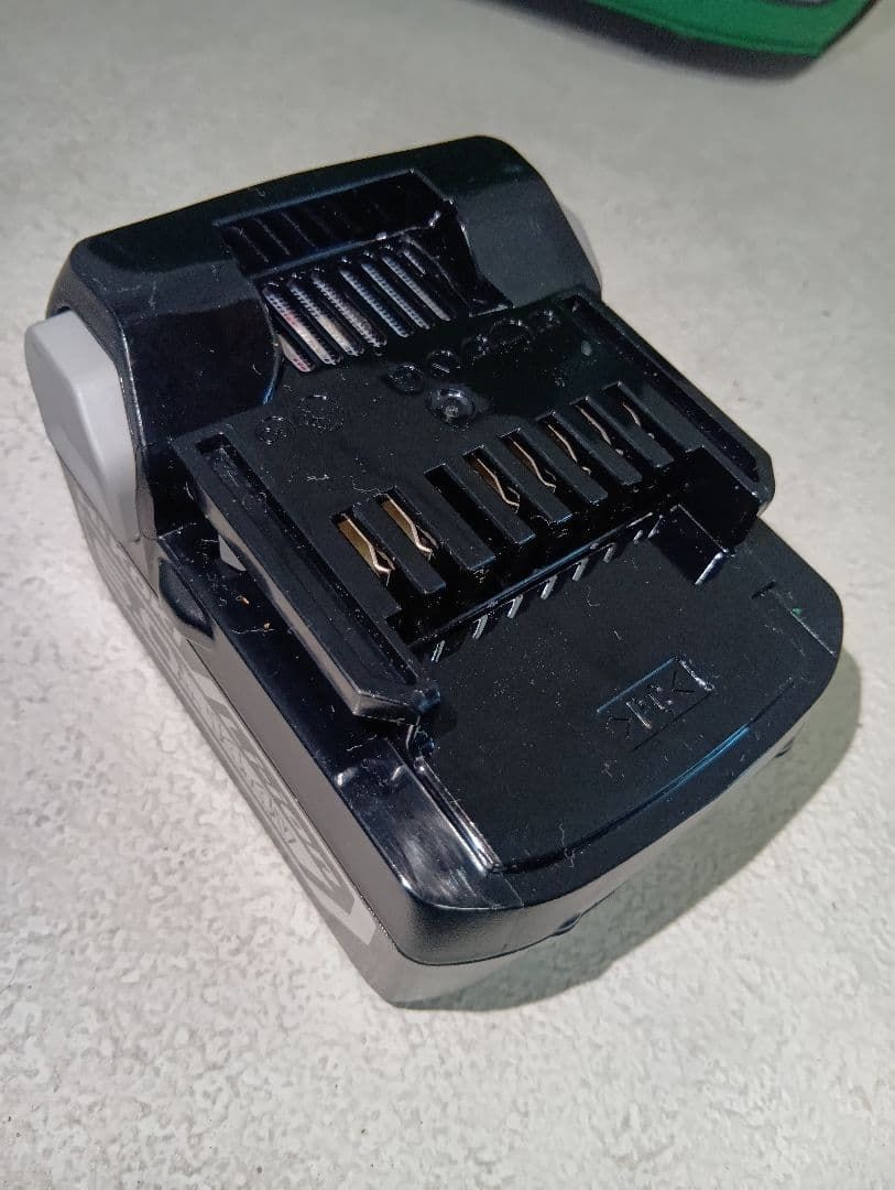 HiKOKI コードレス高圧洗浄機