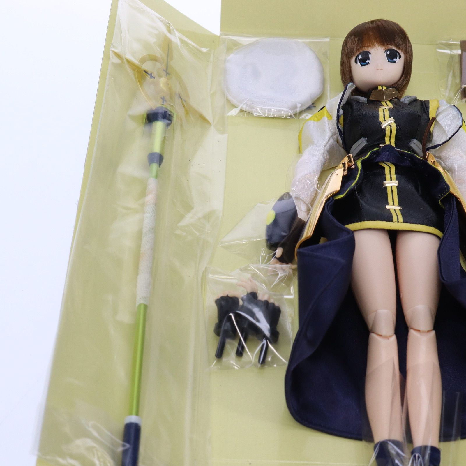 ドール　[破損品/ランクB] 八神はやて 「魔法少女リリカルなのは StrikerS」 1/6 ハイブリッドアクティブフィギュア No.035 AZONE INTERNATIONAL::キャラクタードール::商品詳細