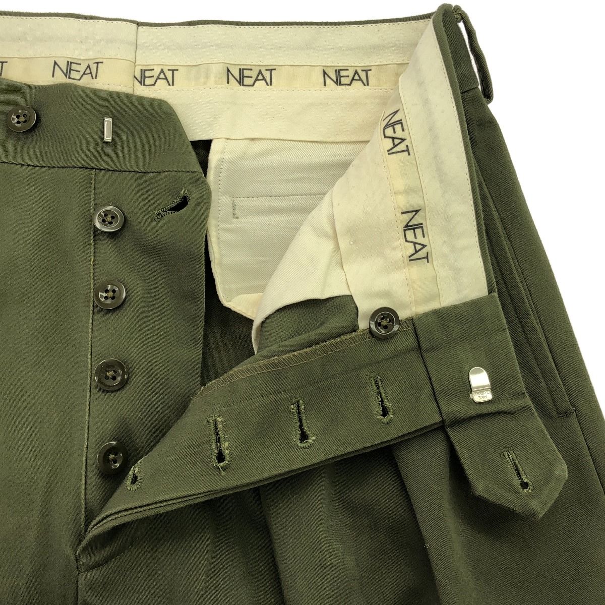 NEAT ニート 2タックチノクロスパンツ カーキ 46 - メルカリ 