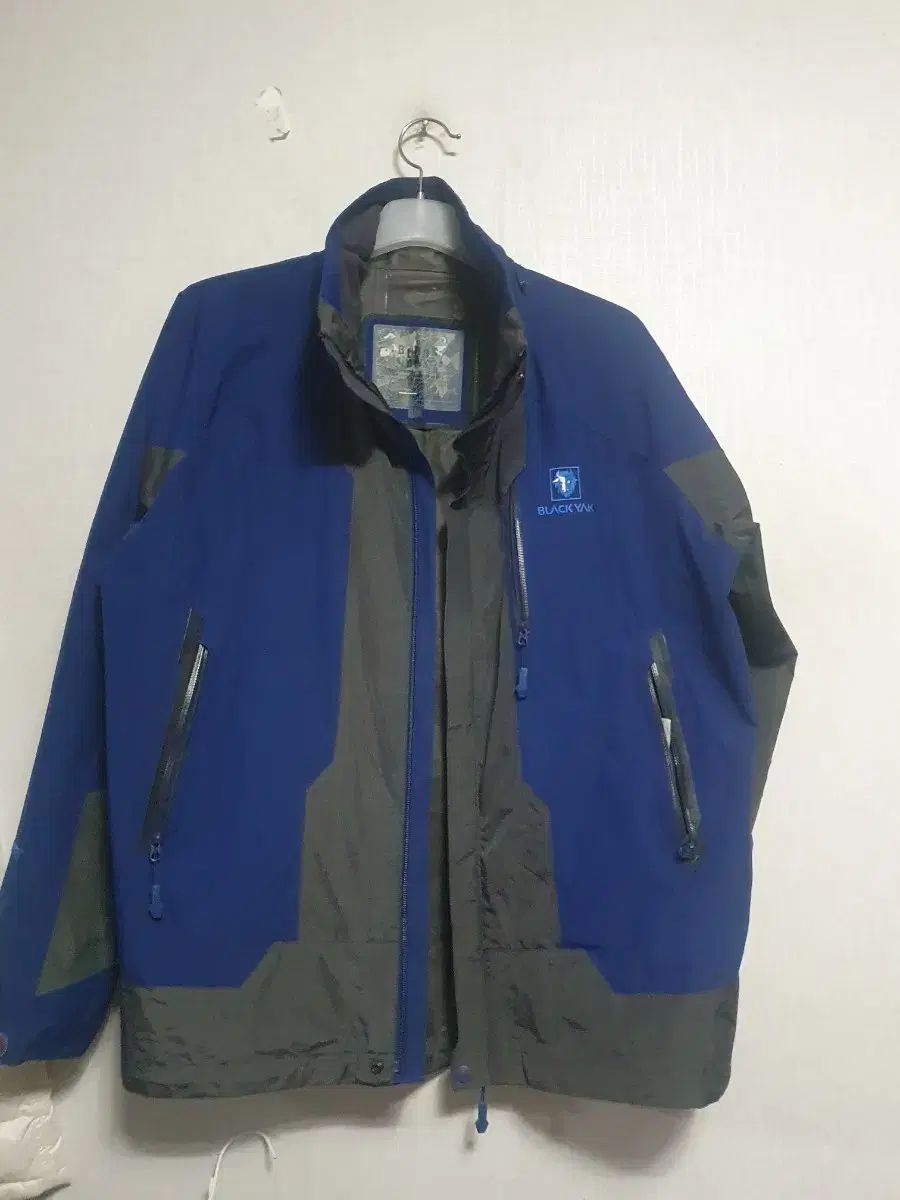 メンズ 100 BLACK YAK ブラックヤク ウィンドブレーカー GORE-TEX₍ゴアテックス