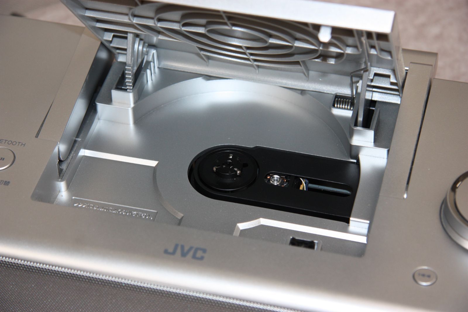 JVC RD-W1 CDポータブルシステム 博斗☆JVC CDポータブルシステム RD-W1 CD