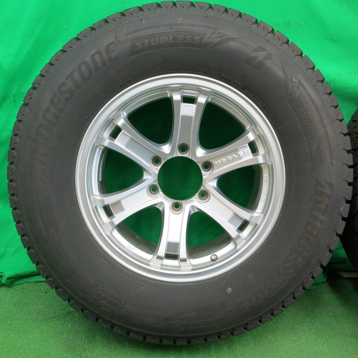 バリ溝！22年！キレイ！9.5分☆KEELER 265/70R17 スタッドレス 