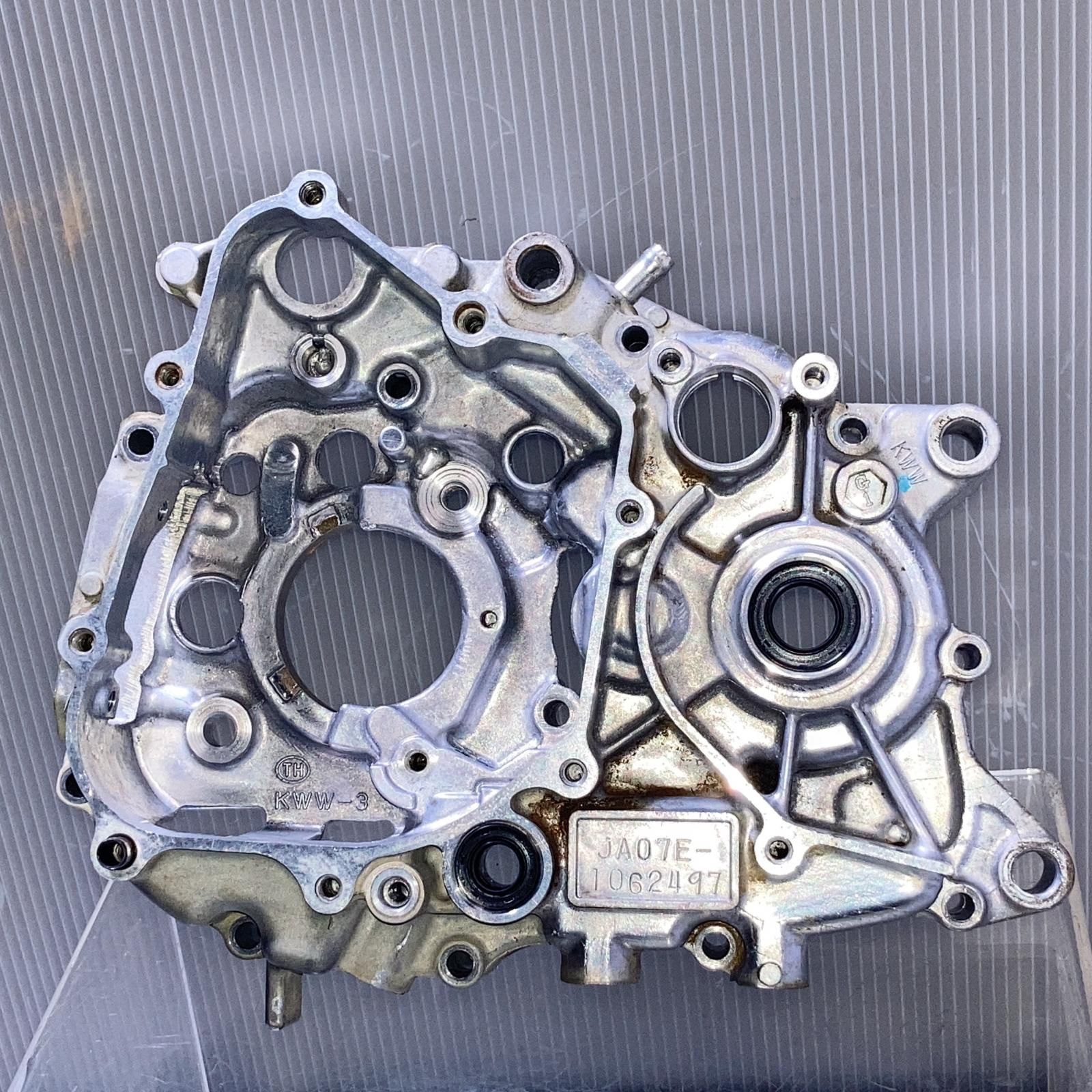 HONDA スーパーカブ110 PRO クランクケース左 純正 JA07 CUB (C