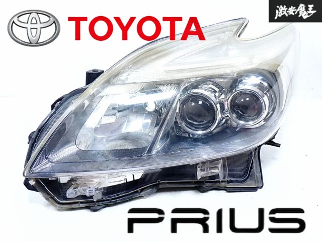 プリウス30後期 左側ヘッドライト ○○プリウス 30 ZVW30 後期 純正