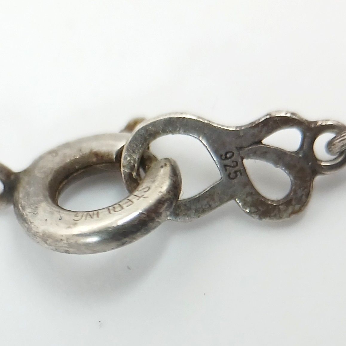 ネックレスチェーン付き